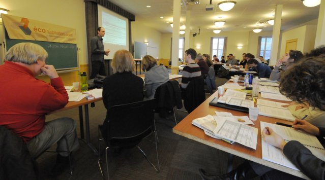 Les ateliers Écohabitation : découvrez les formations qui vous permettent d’optimiser la conception ou la construction de votre projet LEED®.