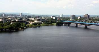 Gatineau vu d'Ottawa. Photo Mario Cabral de Moura, Creative Commons.