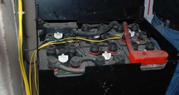 Batteries dans la maison autonome des Jardins de l’Écoumène