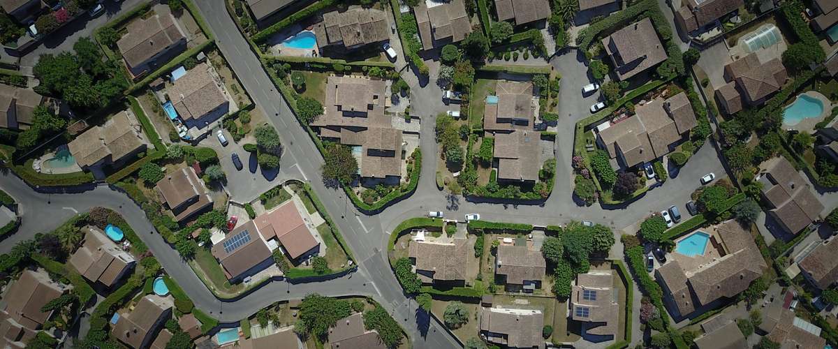 Étalement urbain © Michael Tuszynski, Unsplash