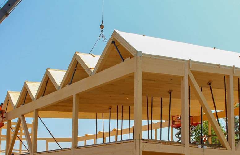 Toit de l'Hôtel de Ville de La Pêche