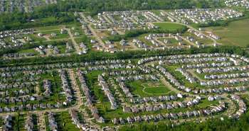 Densité et contrôle des infrastructures