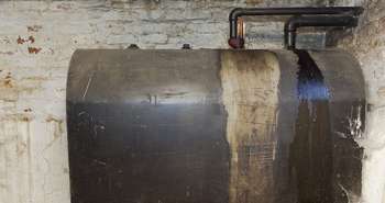 Démantèlement et retrait de fournaise et réservoir de mazout