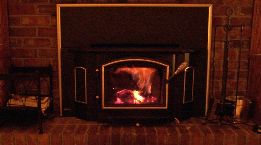 Comment rénover et mieux se chauffer avec sa cheminée à foyer ouvert ?