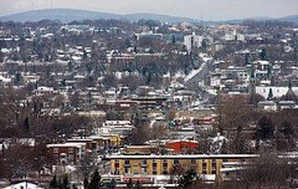 Etalement urbain à Québec: sauver la banlieue proche!