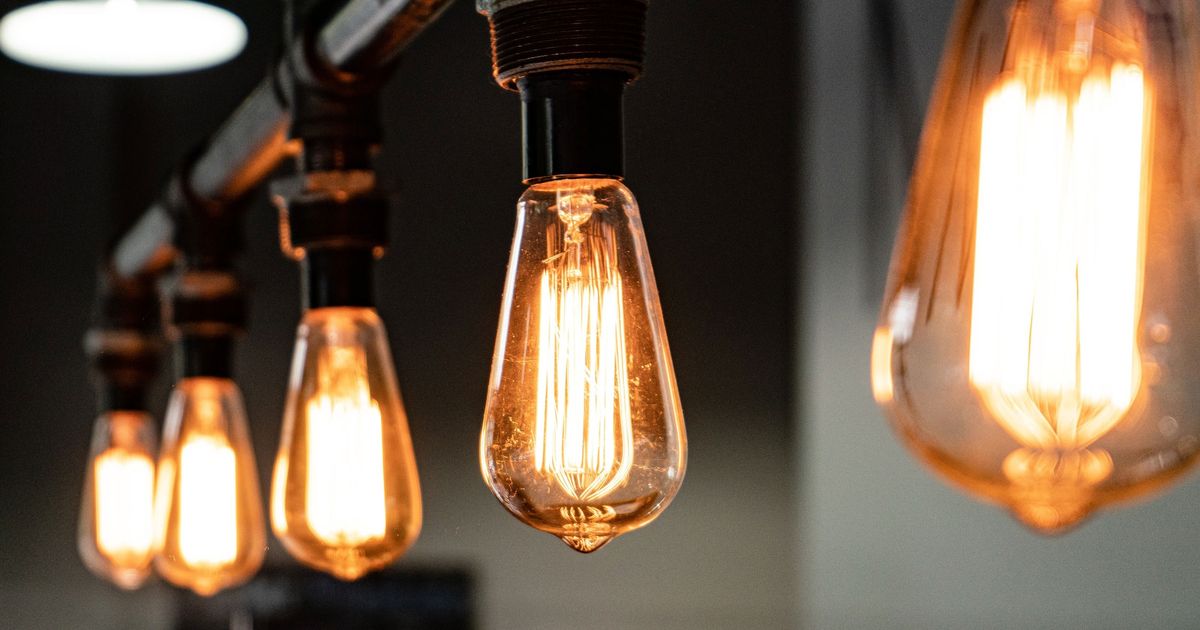 L'ampoule à filament DEL: vintage, longue durée, économe