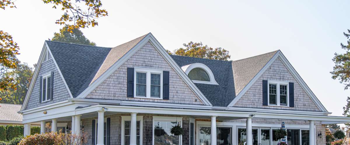Quels sont les meilleurs bardeaux d'asphalte de toit ou toitures ?