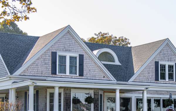 Quels sont les meilleurs bardeaux d'asphalte de toit ou toitures ?