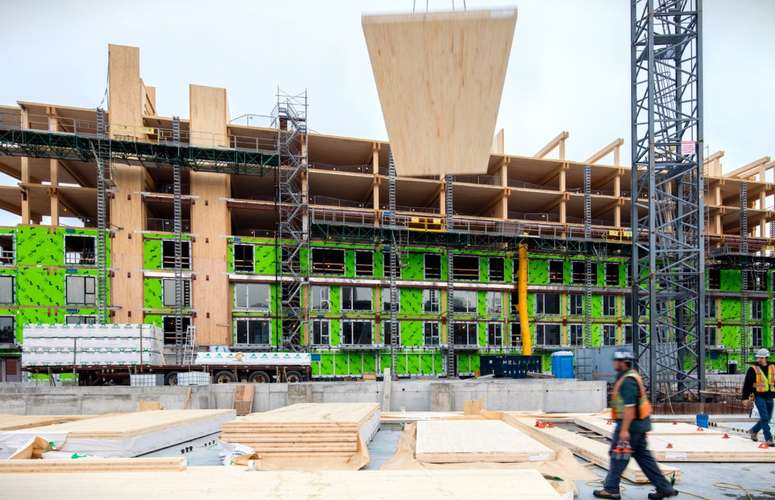 Construire des Bâtiments de Moyenne Hauteur en Bois au Québec