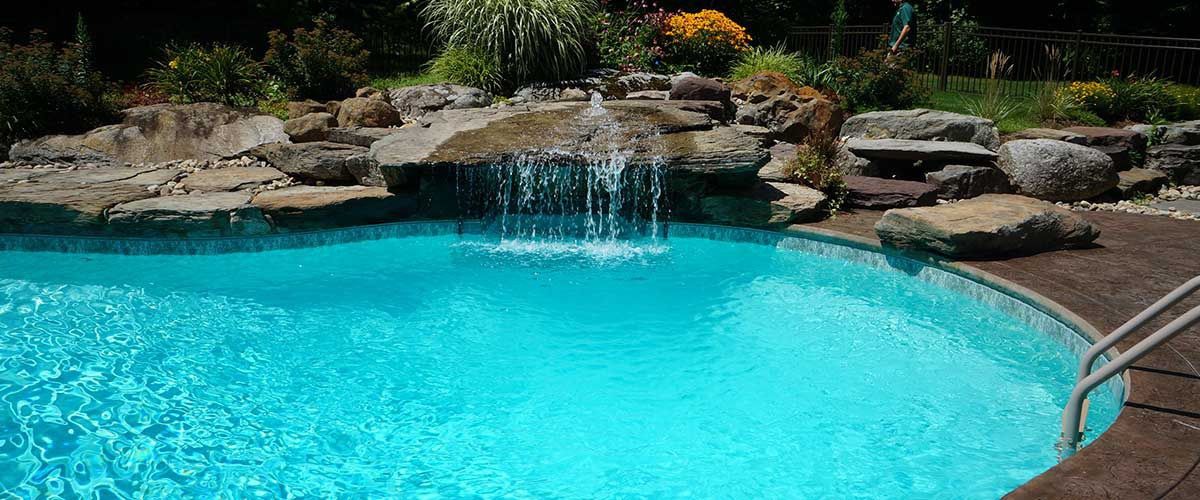 Idées de décoration d'un jardin avec piscine - L'Eau Bien-Être