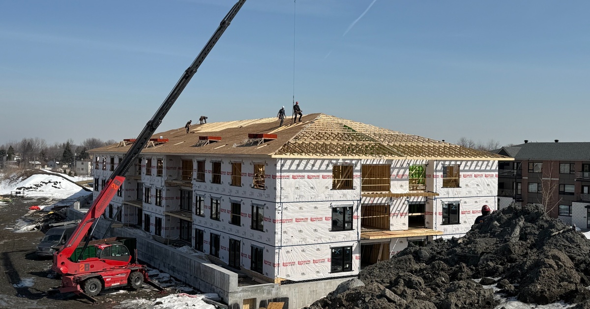 Entrepreneurs - Structures et Charpentiers 36 Logements Construction 2B ...