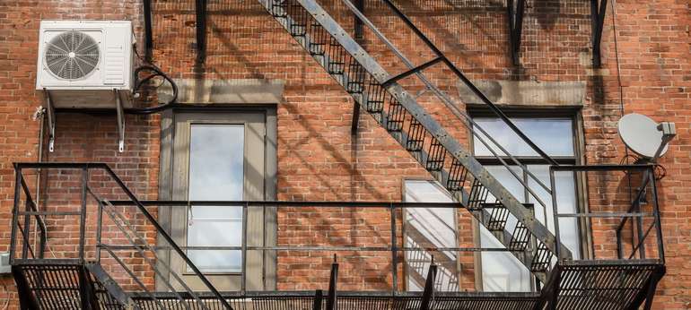thermopompes installées dans un immeuble à logements
