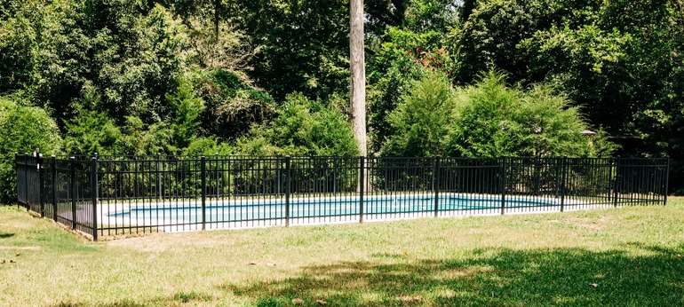 barrière sécurité piscine