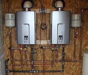 Chauffe-eau instantané électrique sans réservoir pour la douche de salle de bains à la maison 220V 6500W 